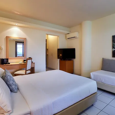 Bay Szálloda 4*