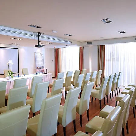 Bay And Wellness Club 4*
