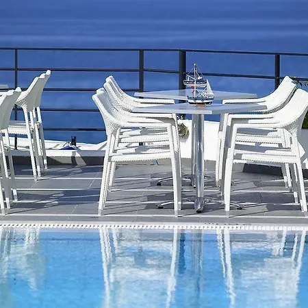 Bay And Wellness Club Hotel